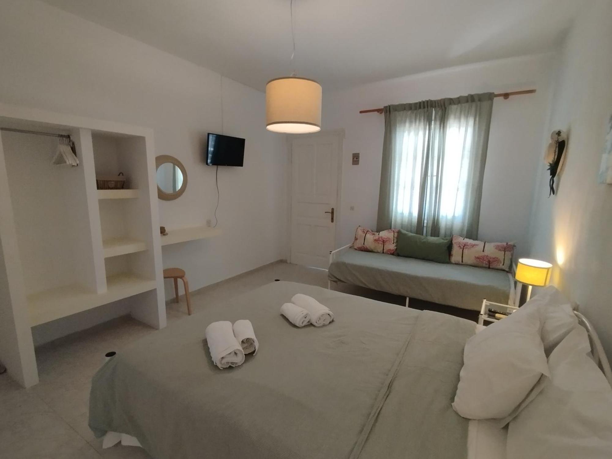 Smaragdi Rooms And Studios Skopelos Town Ruang foto